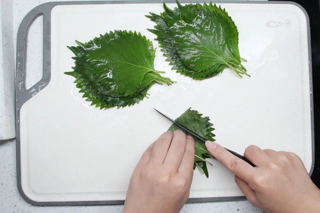 美食厨房｜紫苏桃子姜