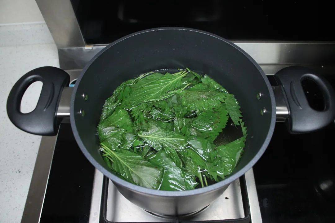 美食厨房｜紫苏桃子姜