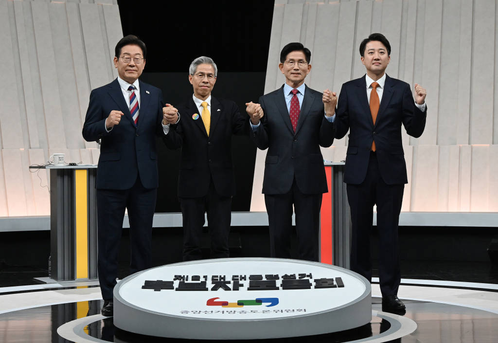新华社：韩国总统选举目前选情如何？谁有望成为新总统？